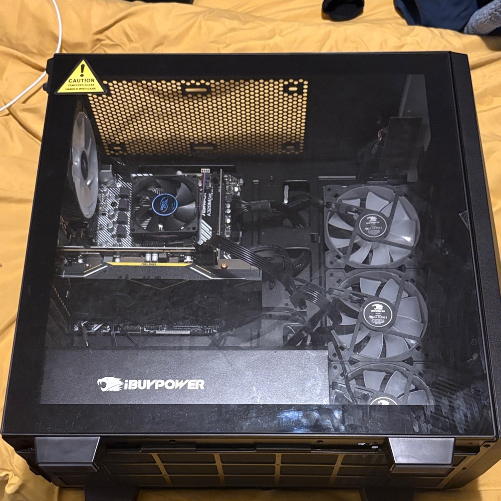 Black Gaming PC
